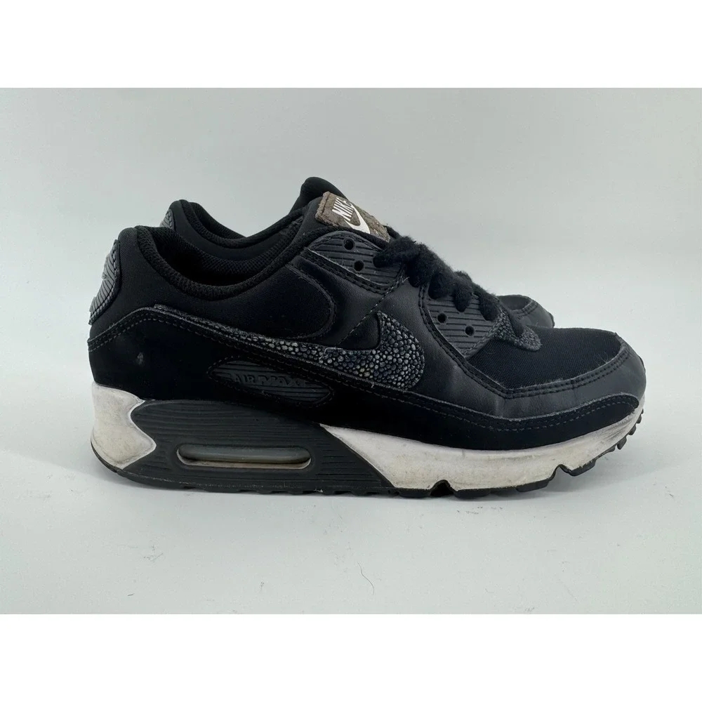 Nike Air Max 90 SE Black Safari Womens Size 8 Athletic Running Shoes Sneakers